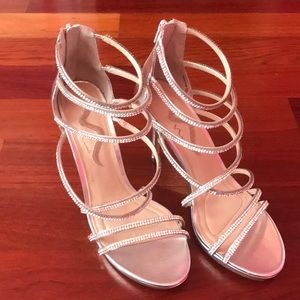 nina ryba sandal silver
